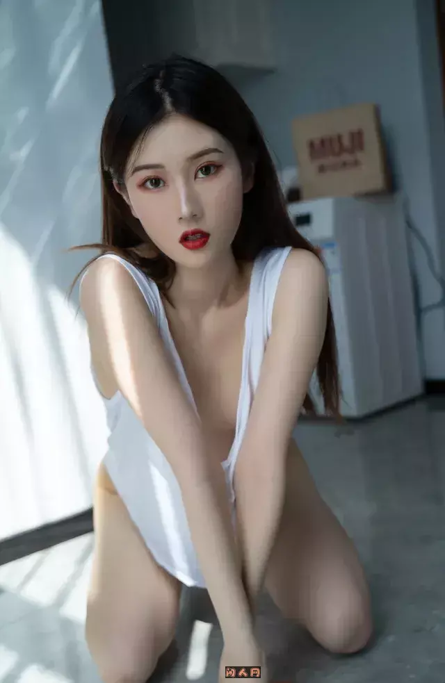 网红博主@熙涵-性感妹子精美艺术写真合集 美图合集 第1张