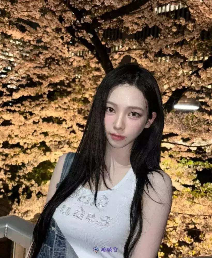 aespa Karina与李宰旭分手后首次更新IG!韩网友 : “她怎么可以这么漂亮” aespa Karina与李宰旭分手后首次更新IG!韩网友 : “她怎么可以这么漂亮”