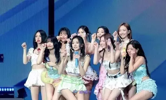 JYP娱乐证实TWICE娜琏正在为Solo回归做准备!期待时隔两年的首张新专辑 JYP娱乐证实TWICE娜琏正在为Solo回归做准备!期待时隔两年的首张新专辑