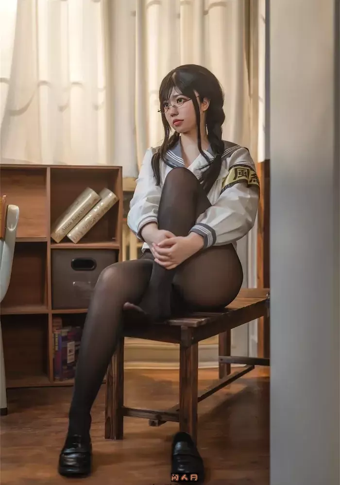 啊日日_Ganlory-极品妹子写真套图合集 博主图集 第1张