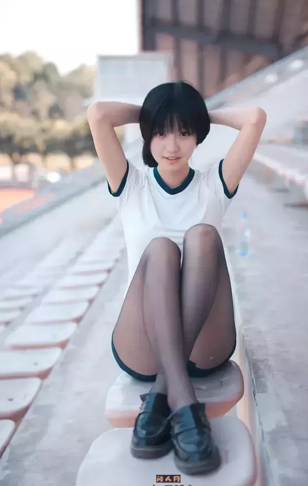 微博博主@沧霁桔梗-写真Cos作品套图 COS美图 第2张