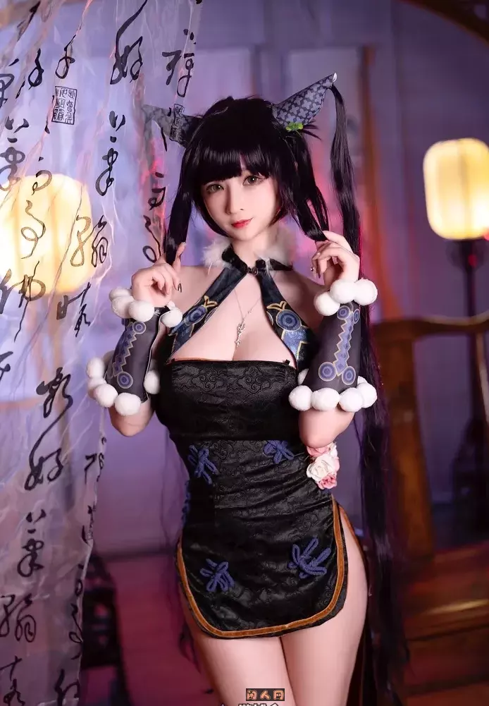 动漫博主@叉子宝宝暴躁小姐姐写真作品套图 美图合集 第3张