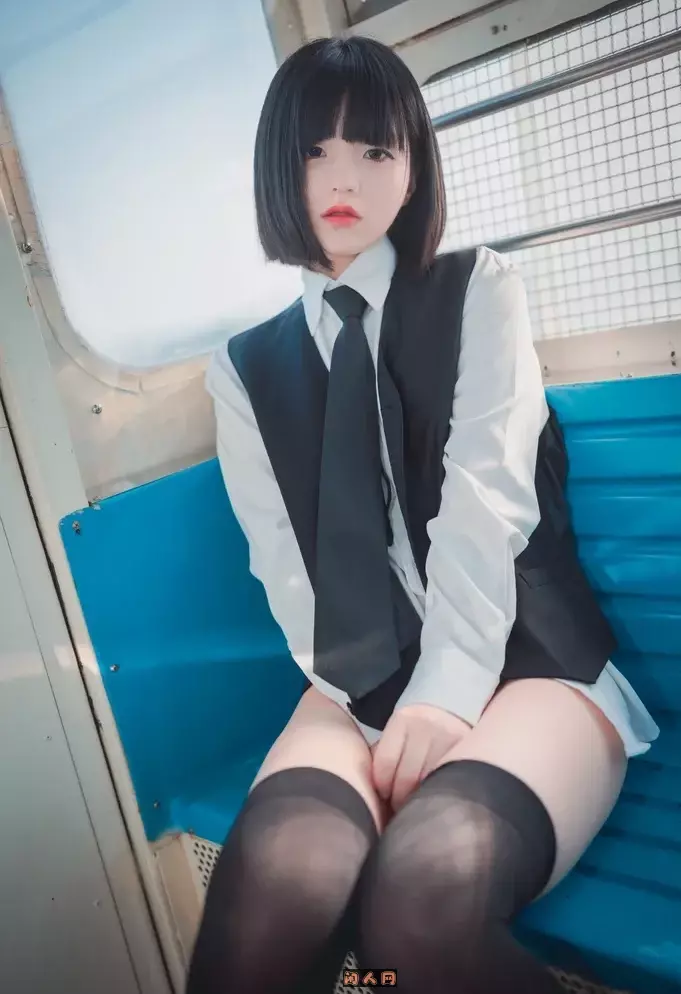 정제니(Jenny)-韩国正妹性感写真合集 COS美图 第4张