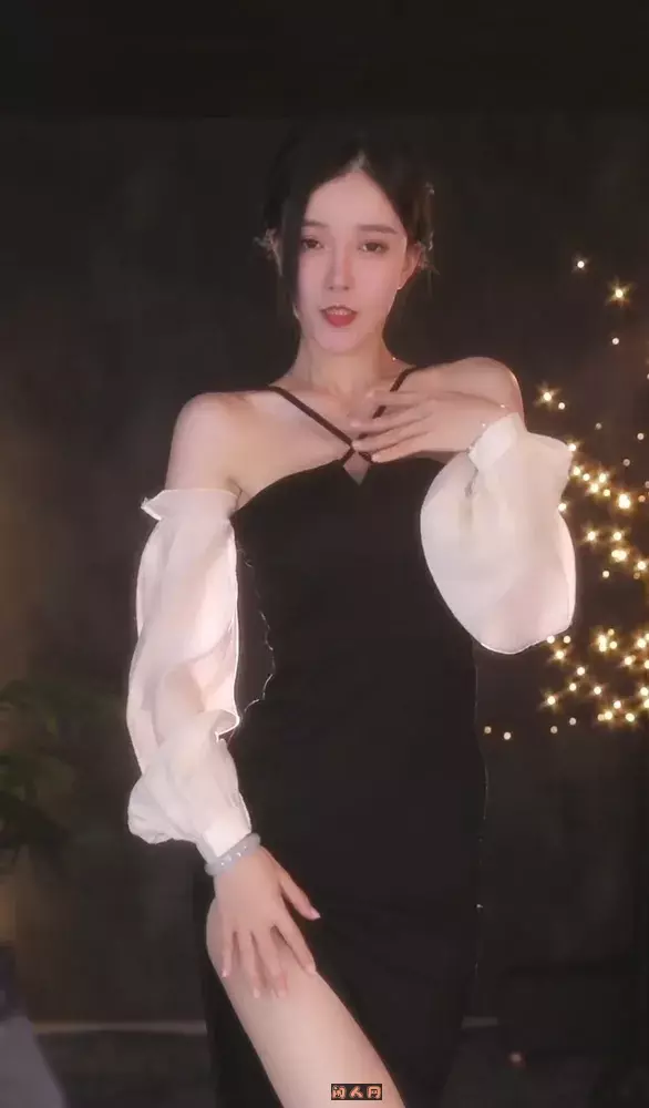 抖音主播@痣铃-有鱼er 2023年1-2月热舞视频合集 抖音快手 第2张