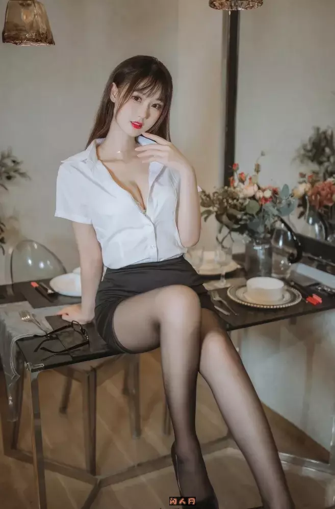 动漫博主@羽生三未COSER二次元写真套图合集 美图合集 第4张
