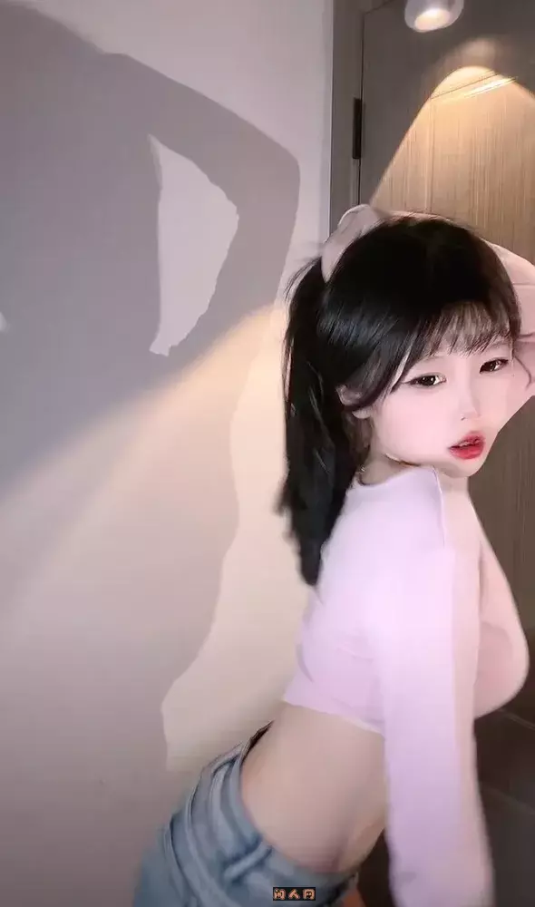 抖音主播@萱萱仙女 2024年4月热舞视频合集 抖音快手 第6张