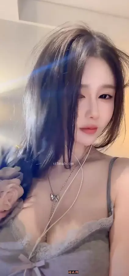 抖音主播@迷人的张奶奶御姐风范精选直播热舞视频回放合集 抖音快手 第1张