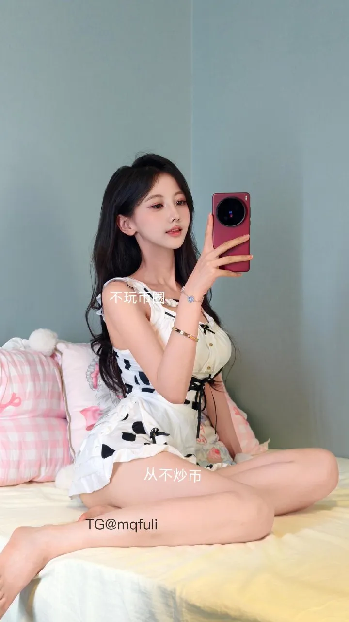 抖音@刘二萌甜美可爱唯美女神岛遇精美视图合集 博主图集 第3张