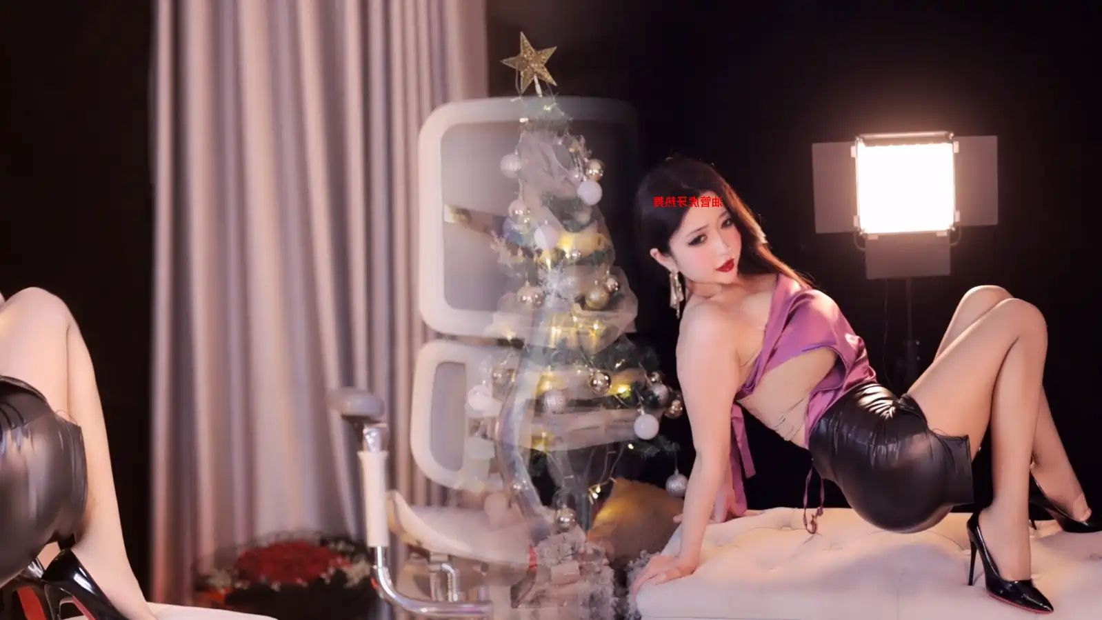 网易CC主播@小燃燃群定制热舞视频合集双视角[7V3.24G] CC主播 第6张